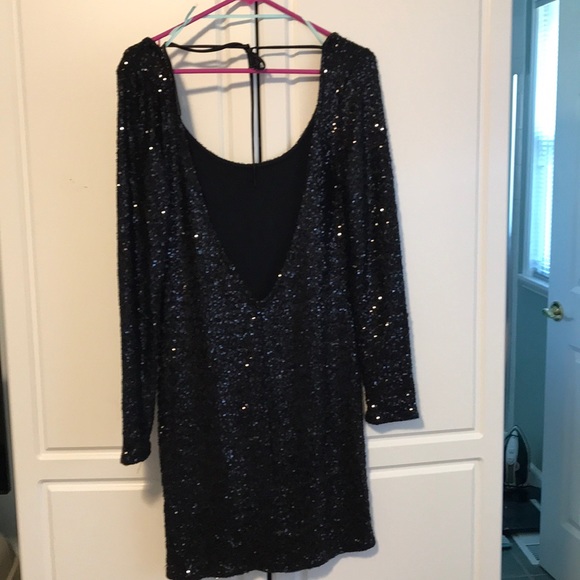 Formal dress - Picture 2 of 2